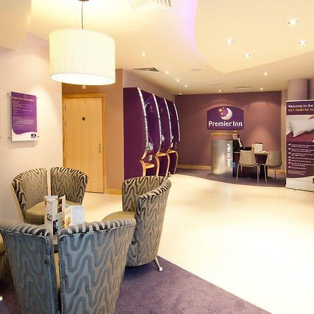 Premier Inn Preston Central Экстерьер фото