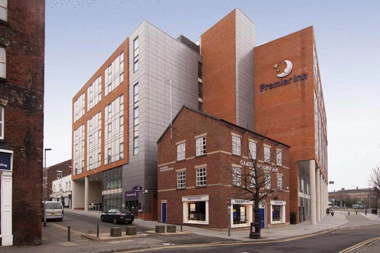 Premier Inn Preston Central Экстерьер фото