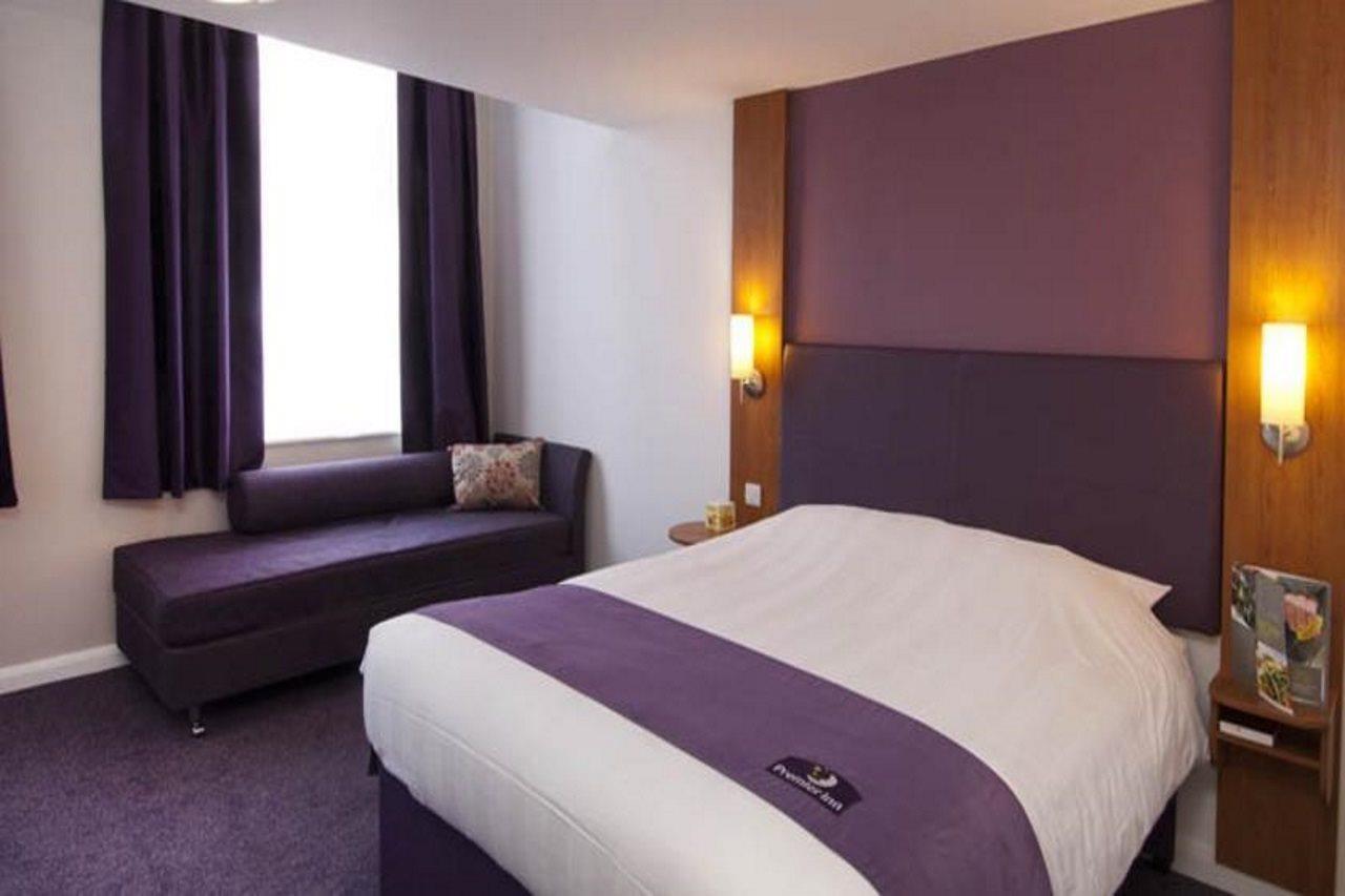 Premier Inn Preston Central Экстерьер фото