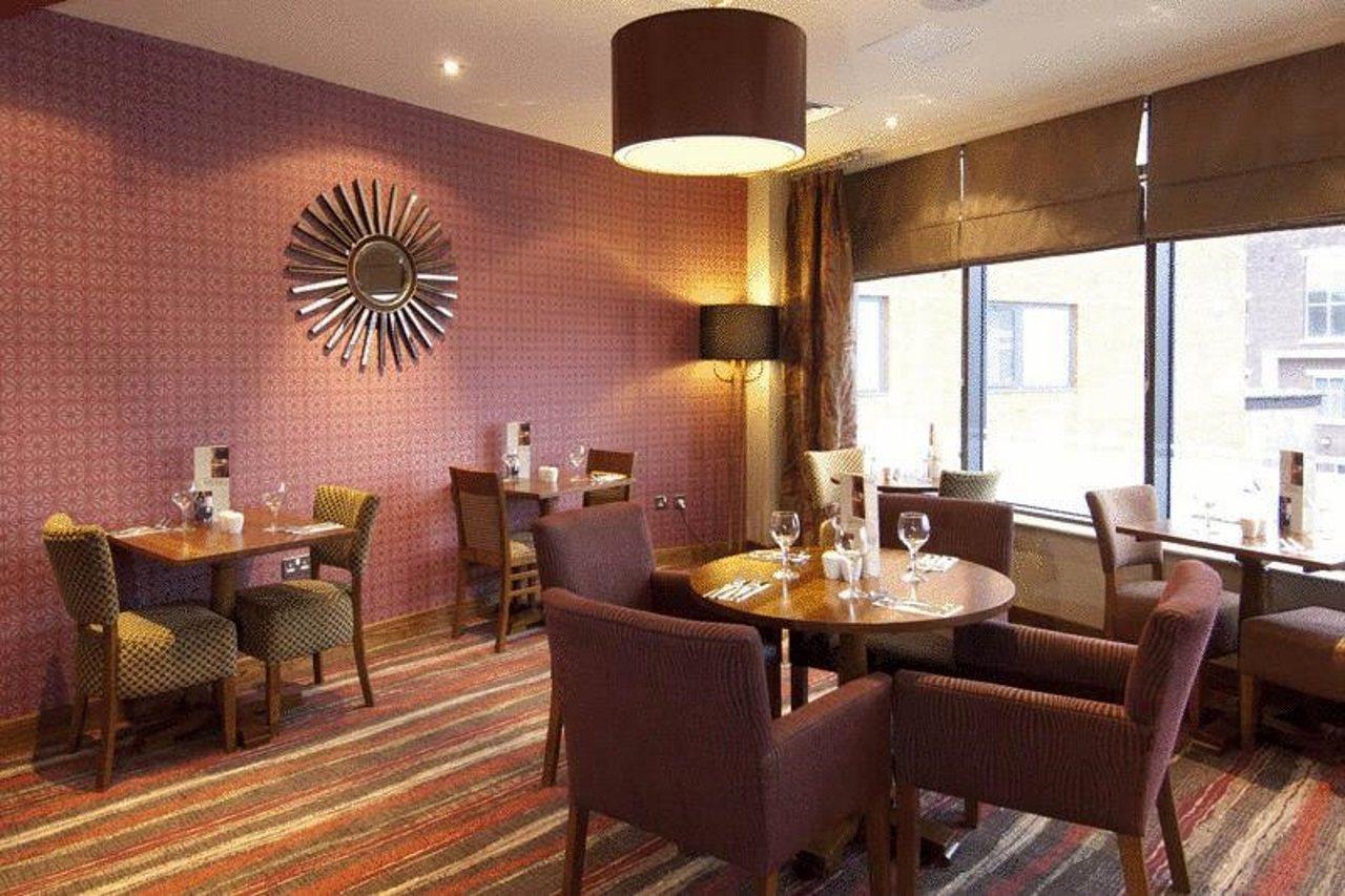 Premier Inn Preston Central Экстерьер фото